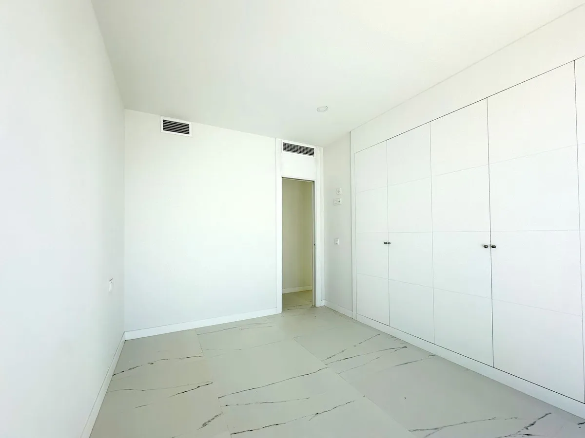 ba552834-a039-4a11-b018-1c4732471d71