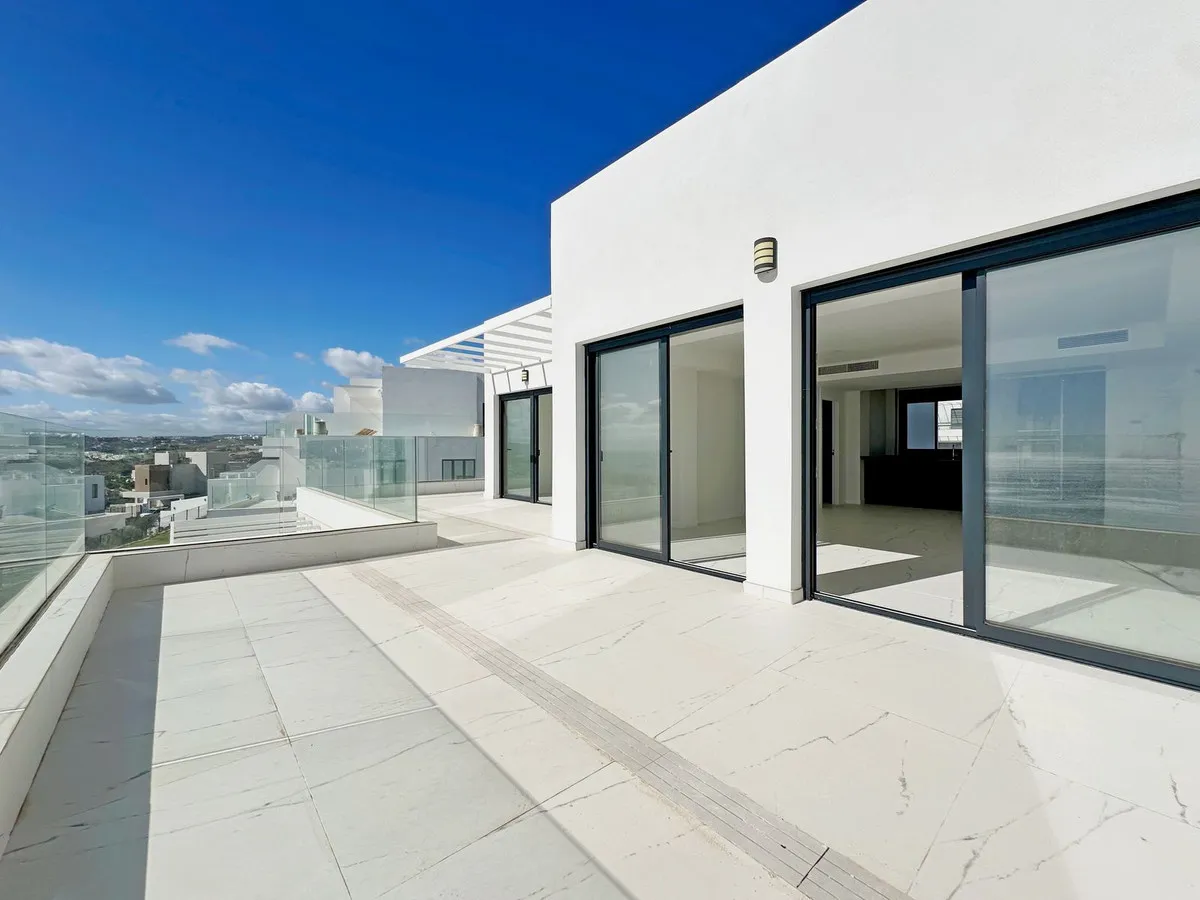 c7c3e605-7a0b-4bff-a69c-f95128aad01f