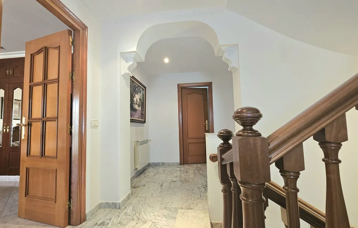 6ed4e010-bd0d-45f8-8e93-6dd8fe984105