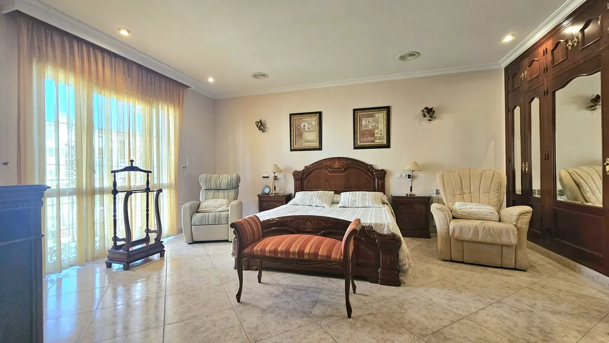 a41c59bf-8034-4da0-9933-4c07856abffa