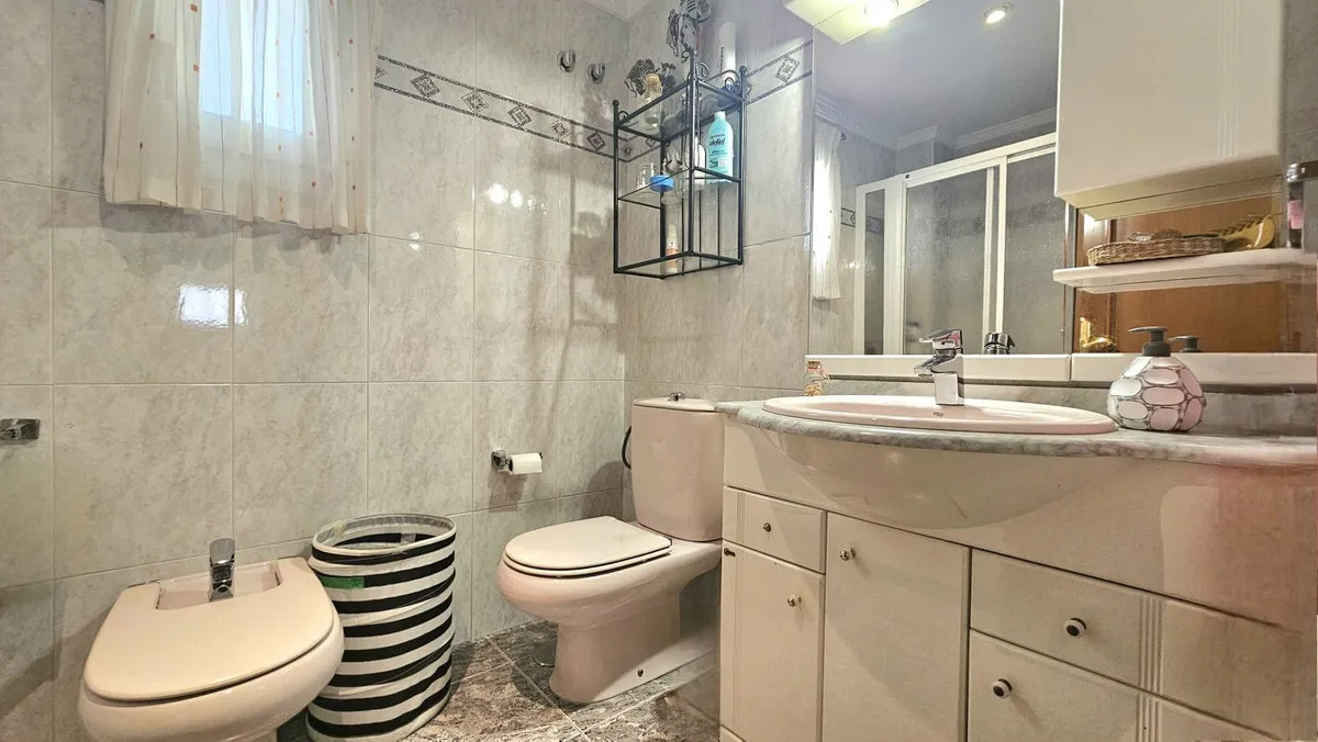 bef025b0-20af-4f88-834a-6c63c2fe8a21