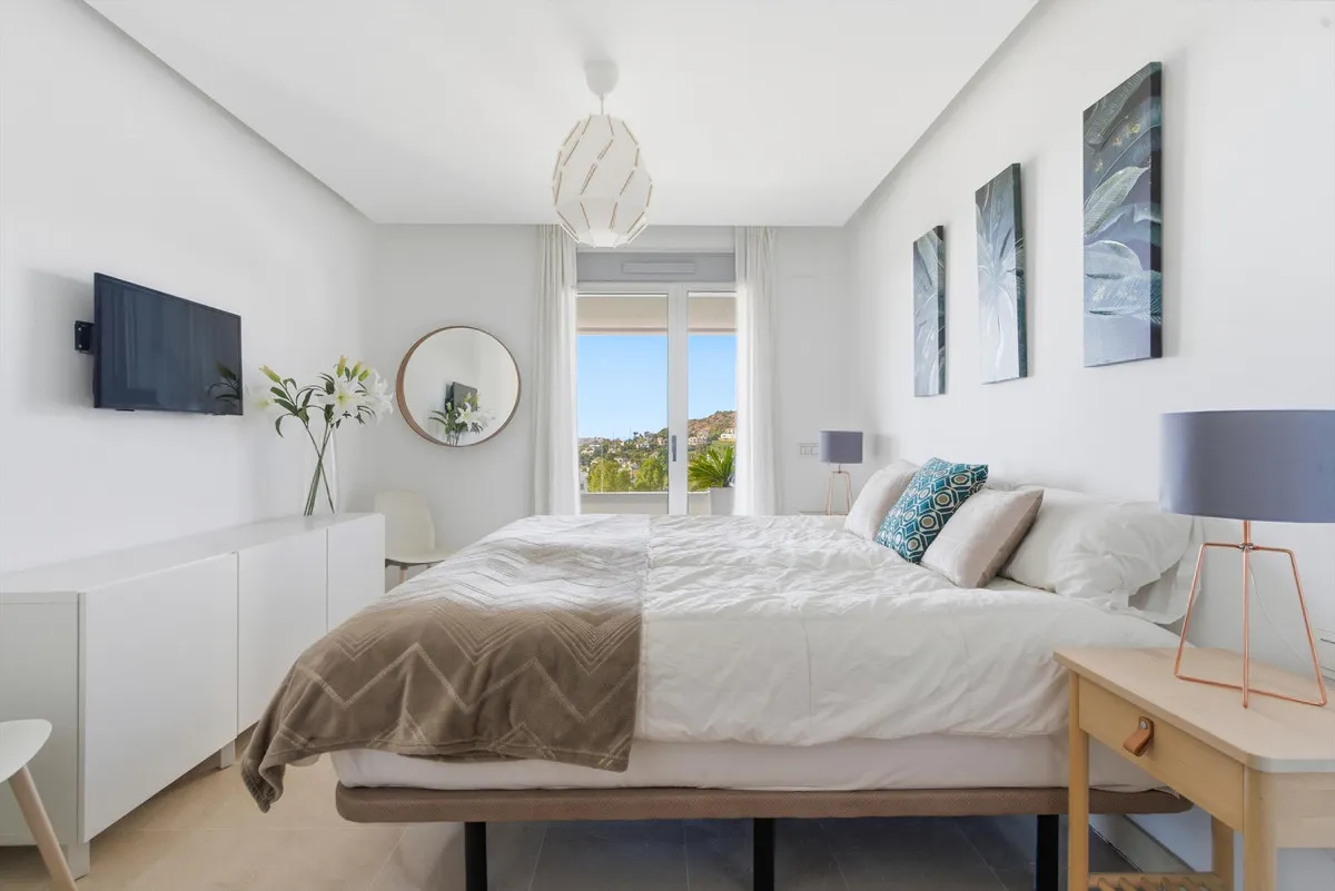 1798bd00-b107-4de3-9dd1-473f10c1c008