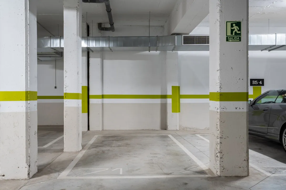 5881c831-e710-4da3-9956-77871b31a897