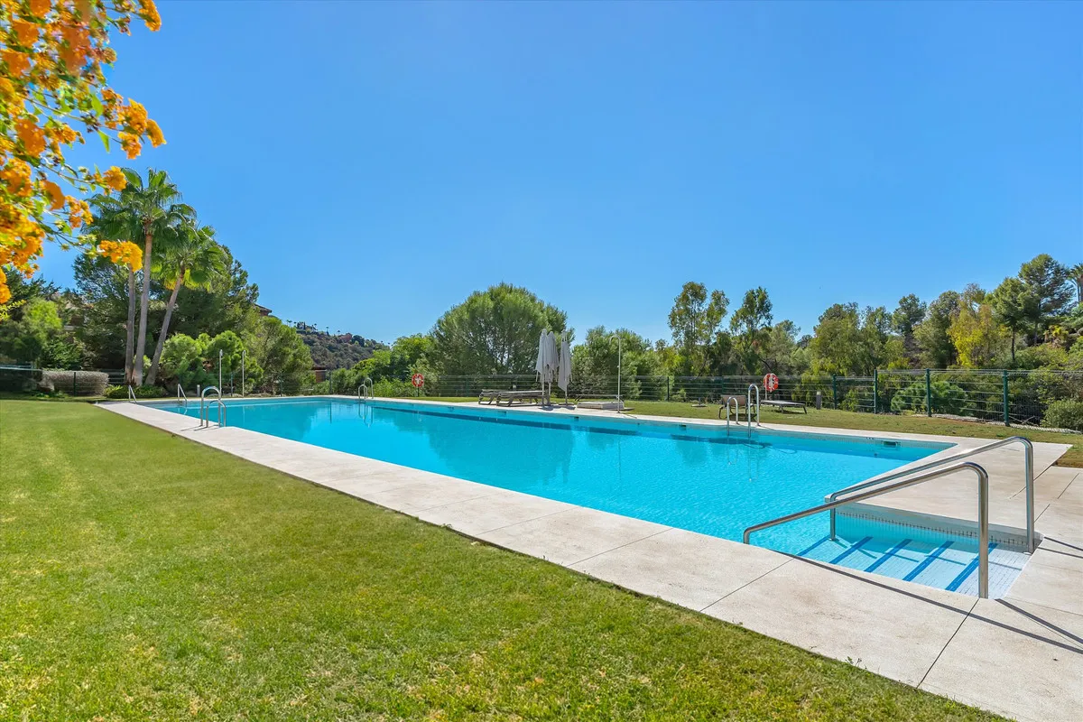 d5b9898e-6ff4-46c9-b7fc-3cf4df502efc