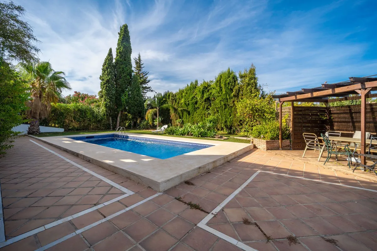 6dcf6672-120f-457c-be49-7b660261dbef