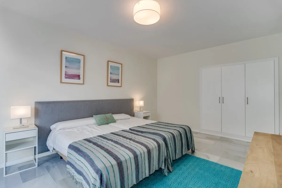 8e2f705c-b5a1-4030-94e9-aa6ac3344702