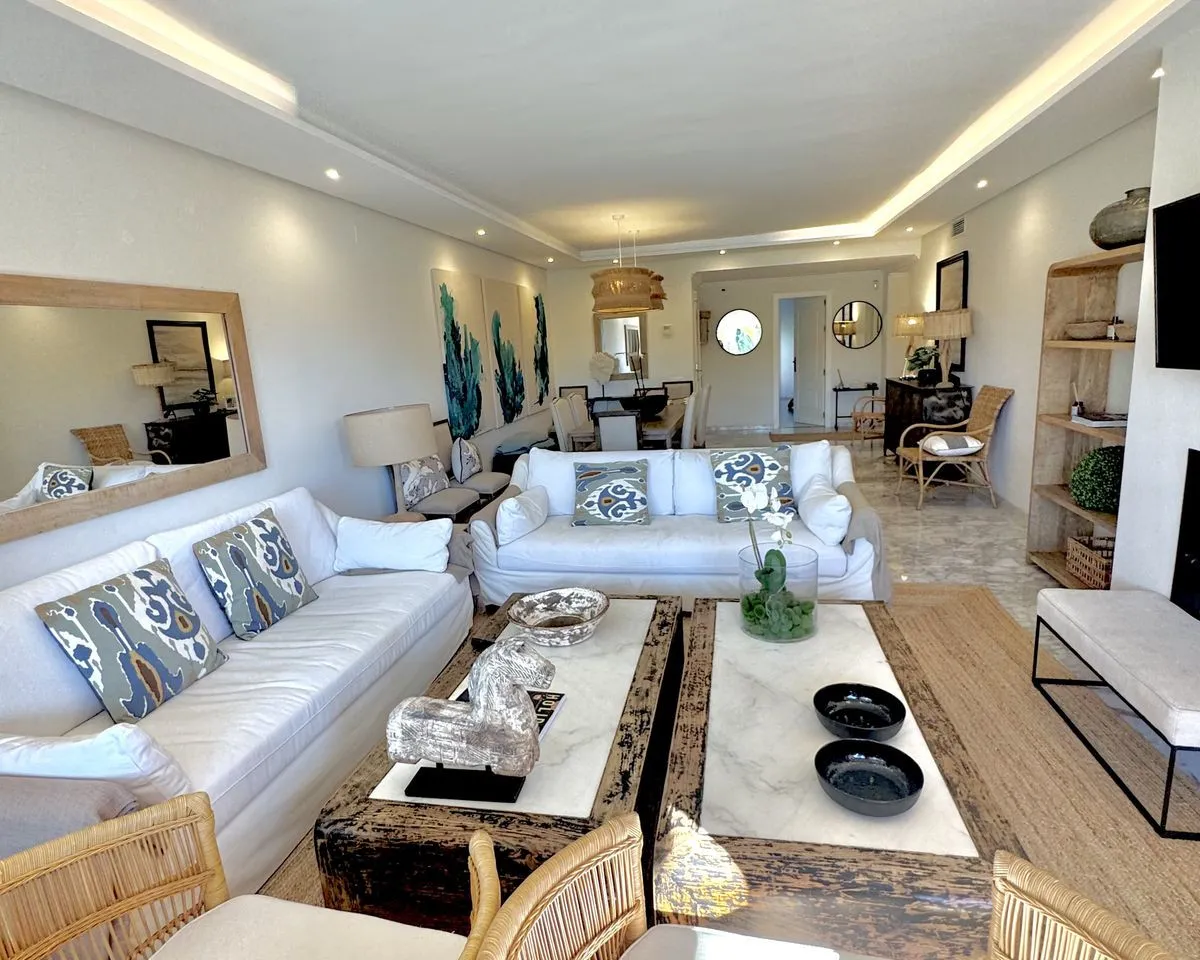 4a4ebba3-3aa1-419b-8649-def67197ffa9