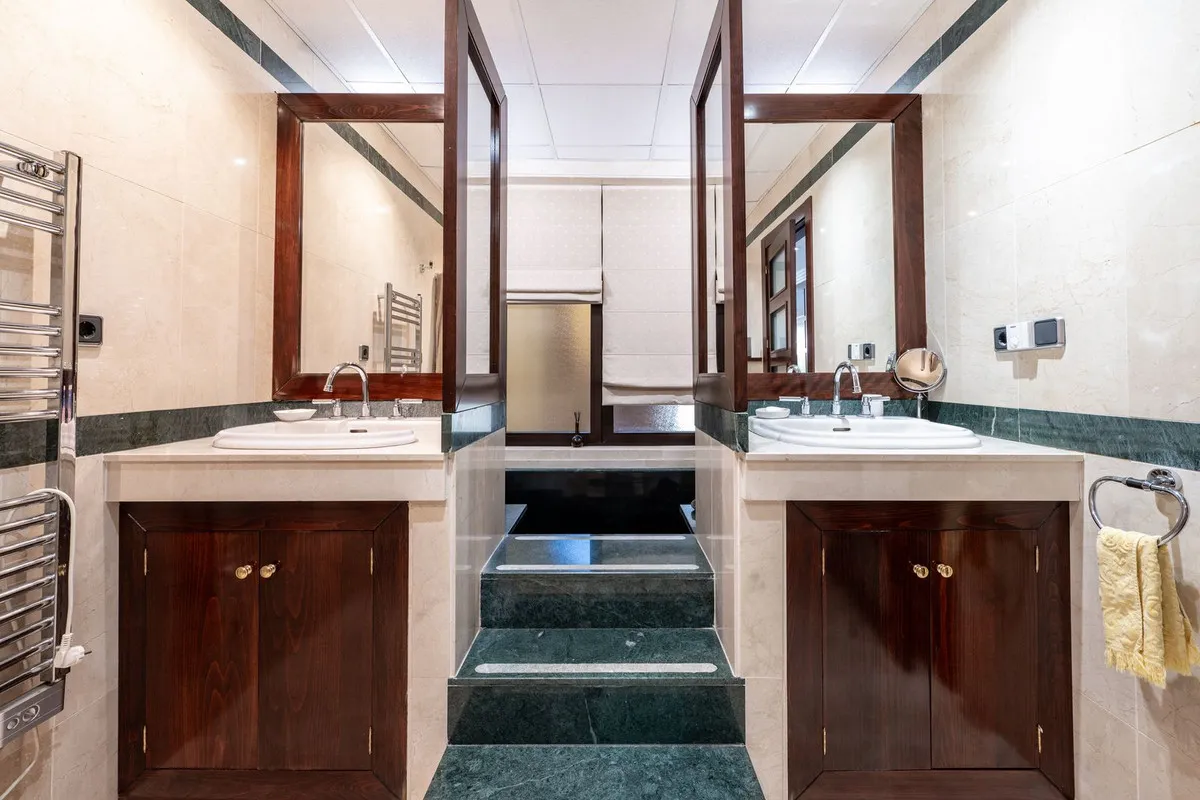 4e1ac92d-049e-432e-beb9-f07888439d93