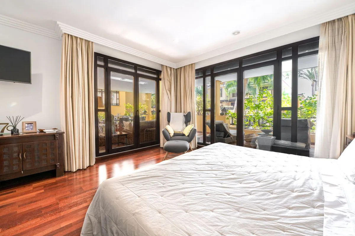 63c84459-2f42-494b-9768-cdbdbeebe3e6