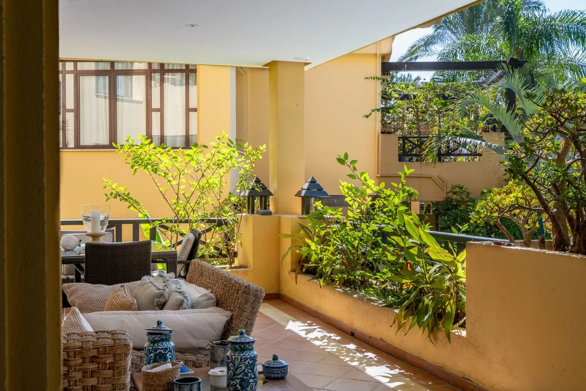 b382862f-578f-4970-8f4e-35d7dd323b40