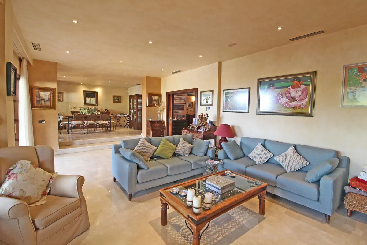 d7603f9d-1428-4a51-a1c5-525f7a3e15f6