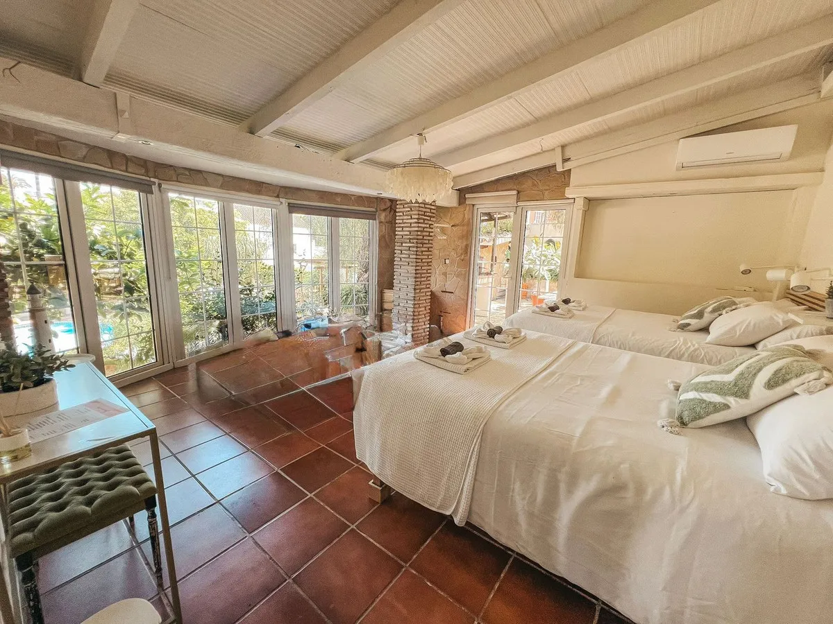 7fe3f332-b77f-4d97-933c-634bc064b6d0