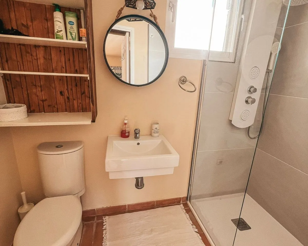 b957aaa5-857b-44af-9424-74dfd6a46c3f