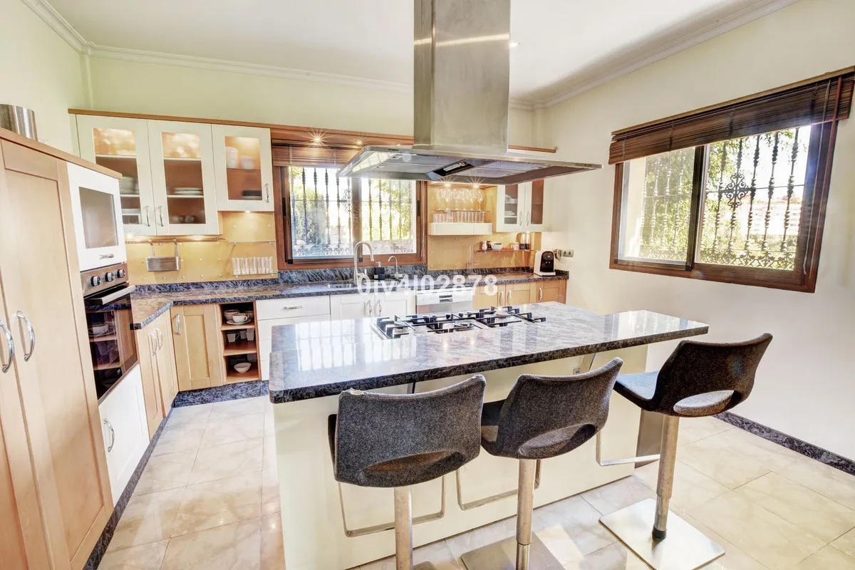 9bc8eb86-75ec-4196-bc9c-7a6b59896892