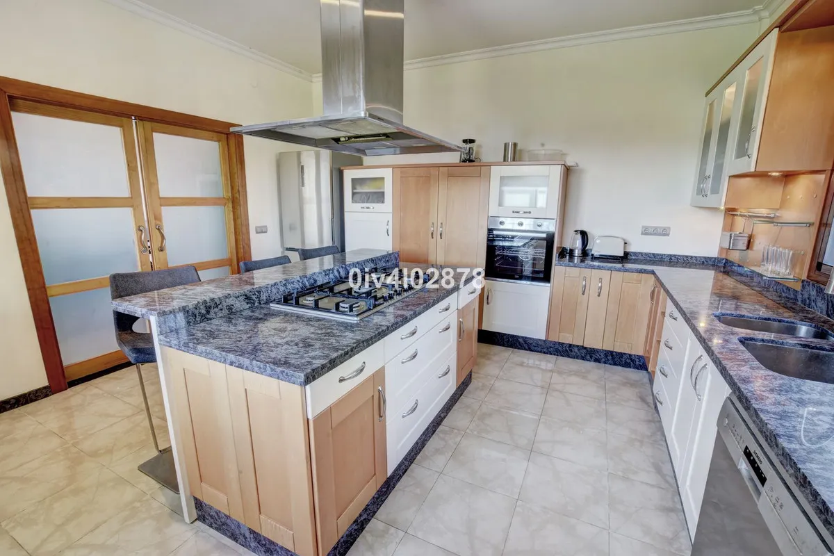 bf26bfb8-d509-4c60-9992-8feba7f525ca