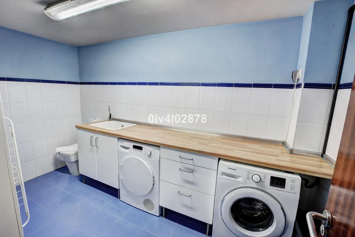 f4b729e7-aee4-4add-a32a-0c8004f7cb3e