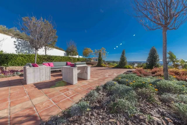 89b6a124-75f3-46e0-824d-a93dd19aa71f