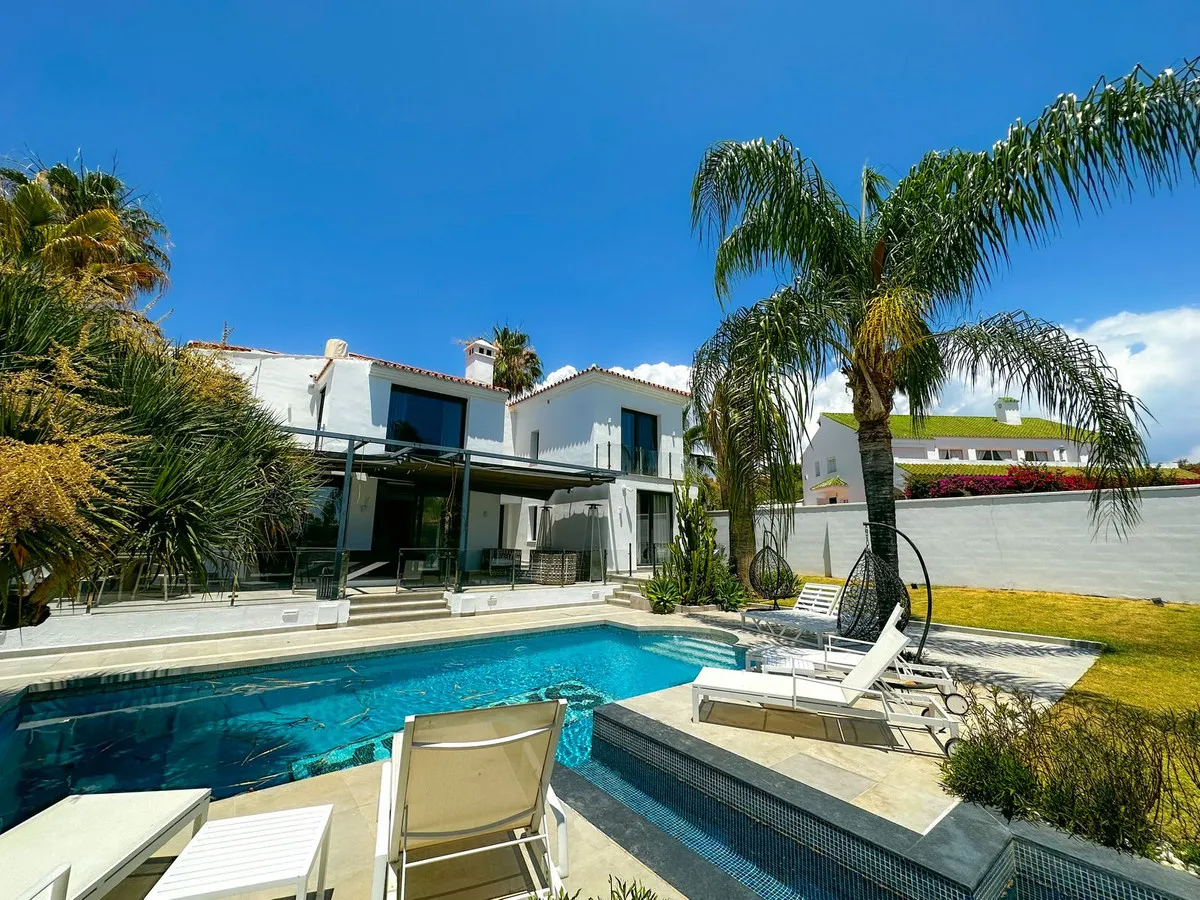 12c0e1af-62f1-4b9a-a929-647c74bd8d5b