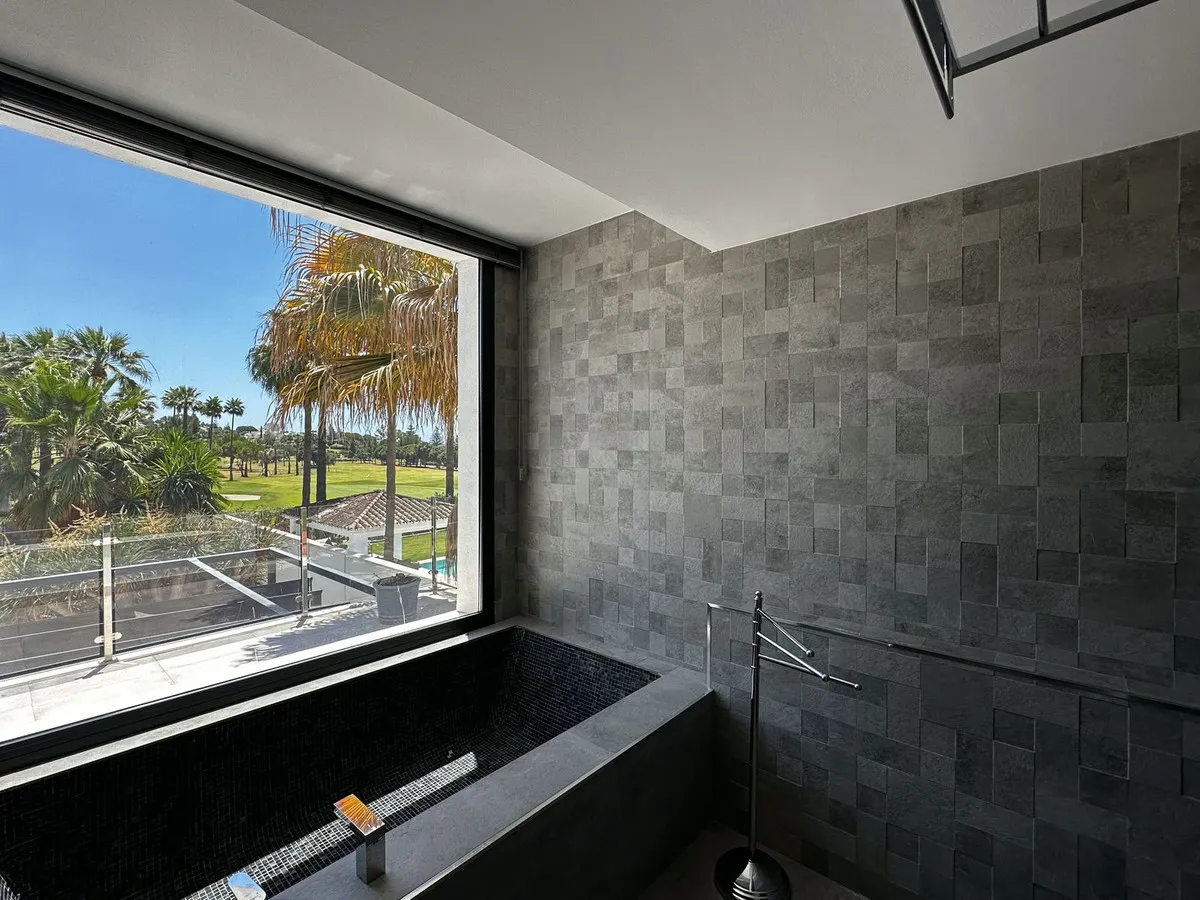 7ba22097-a6fe-48af-b23d-531e81b6e503