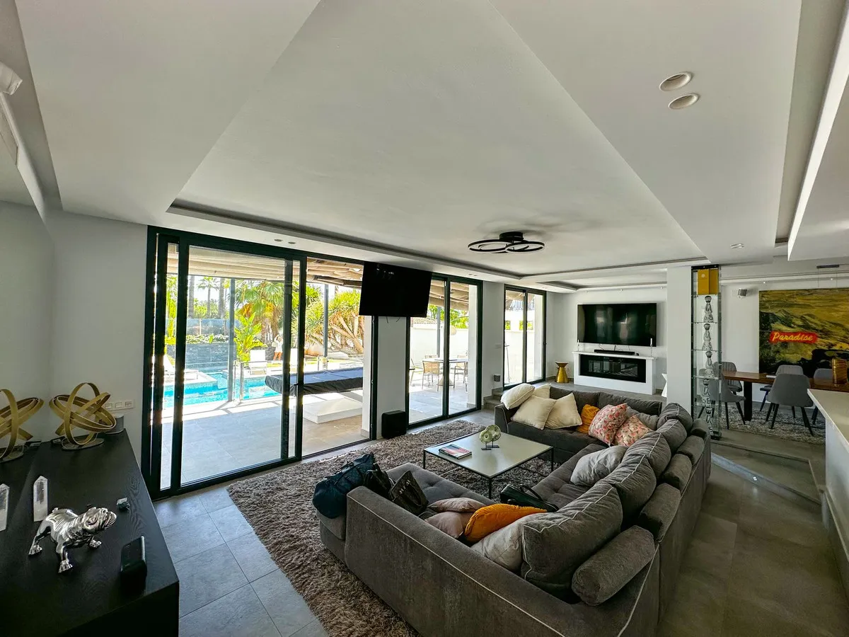 8c3db4a7-eea6-4759-a415-0aa721fd92dd