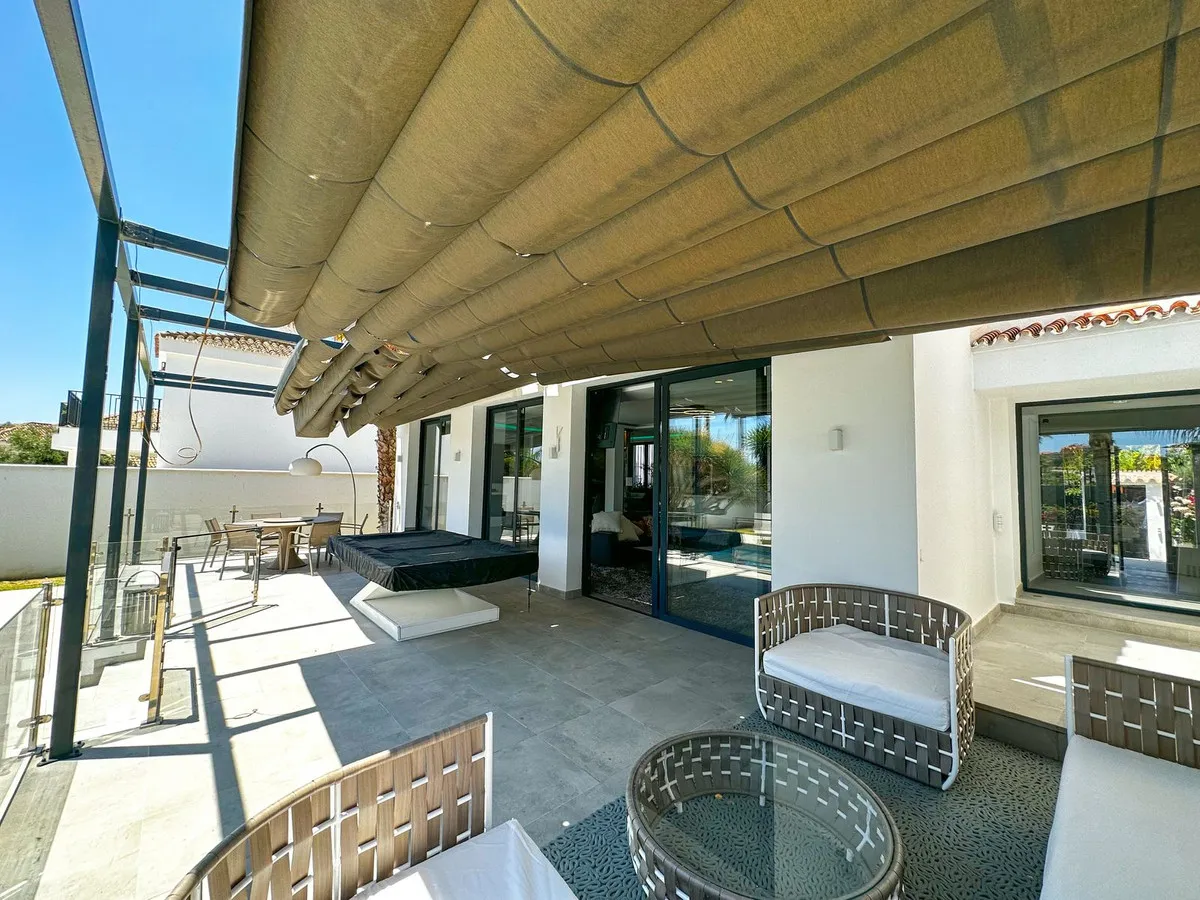 b0280212-c8c1-4253-9d99-ff9937ad5602