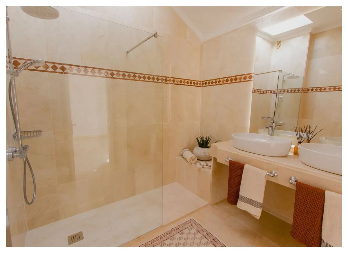 312bf823-e389-4344-bf80-79d211183f06