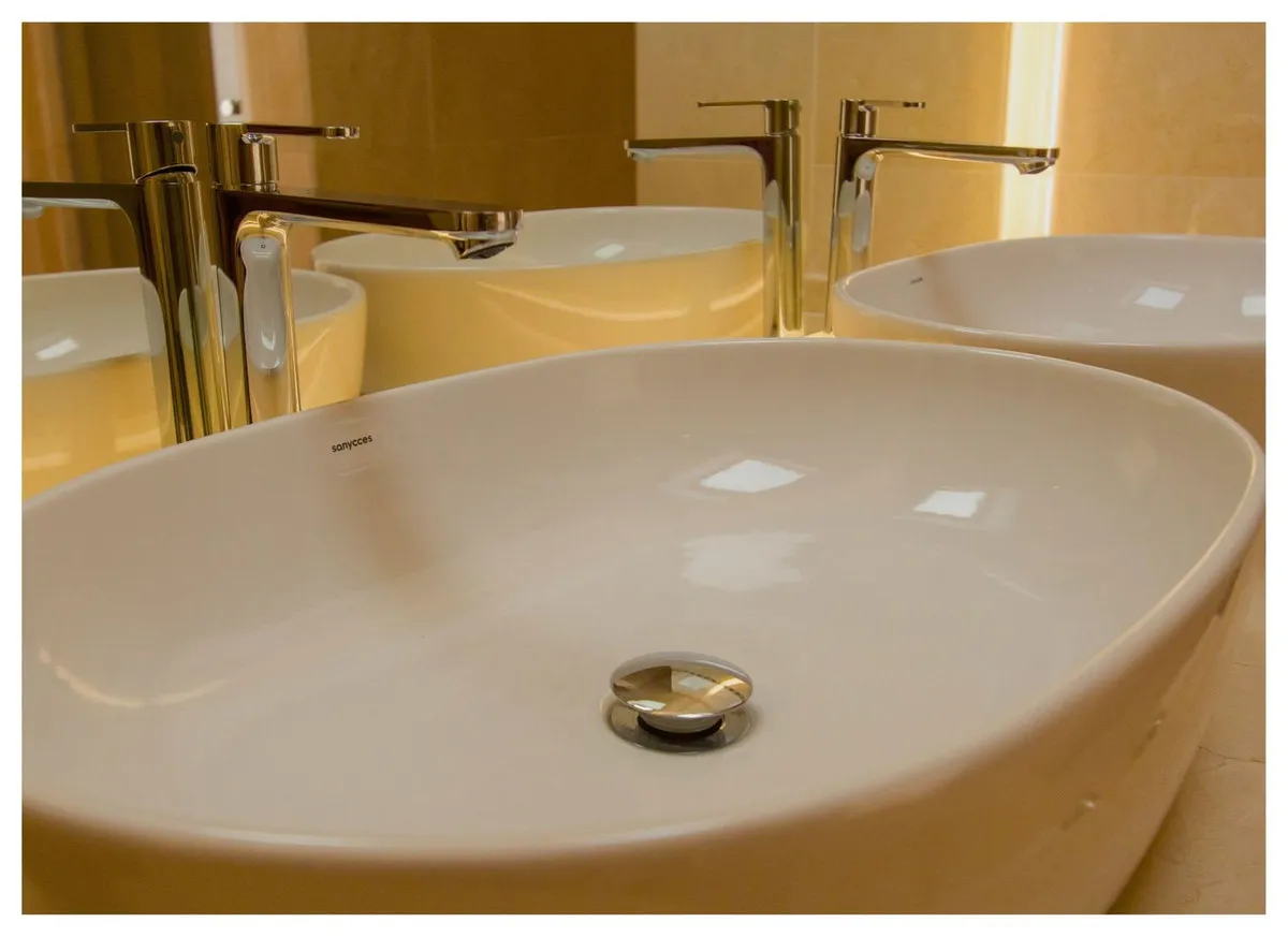 5f4fc093-83b6-4cea-989e-0ce0897c7d91