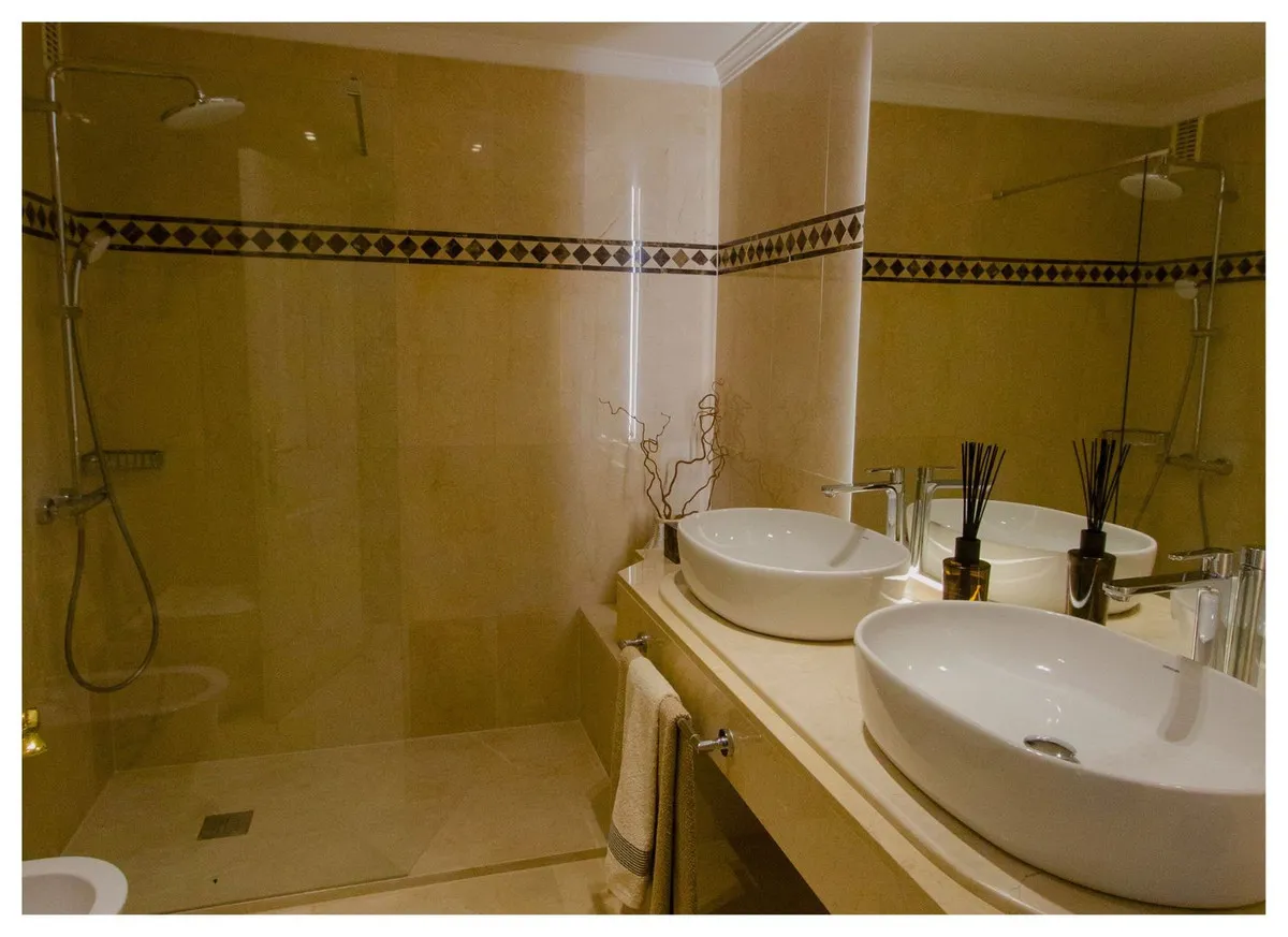 6bd1d437-5bf9-48a3-94b1-03db2a52dd3b