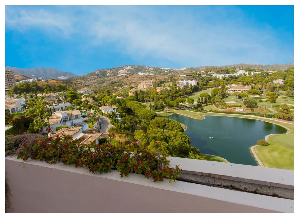 b53f27fd-7160-44ae-af2c-5230ceb9a1f3