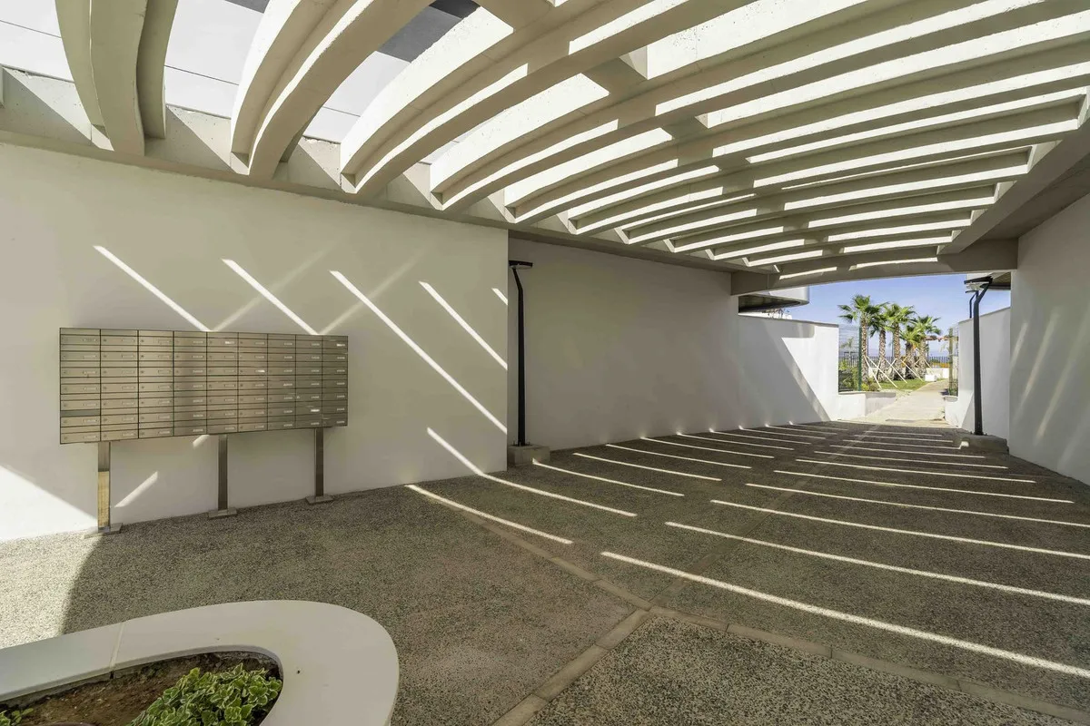 19ef988c-27a6-43c2-aab4-6a3aa7767614