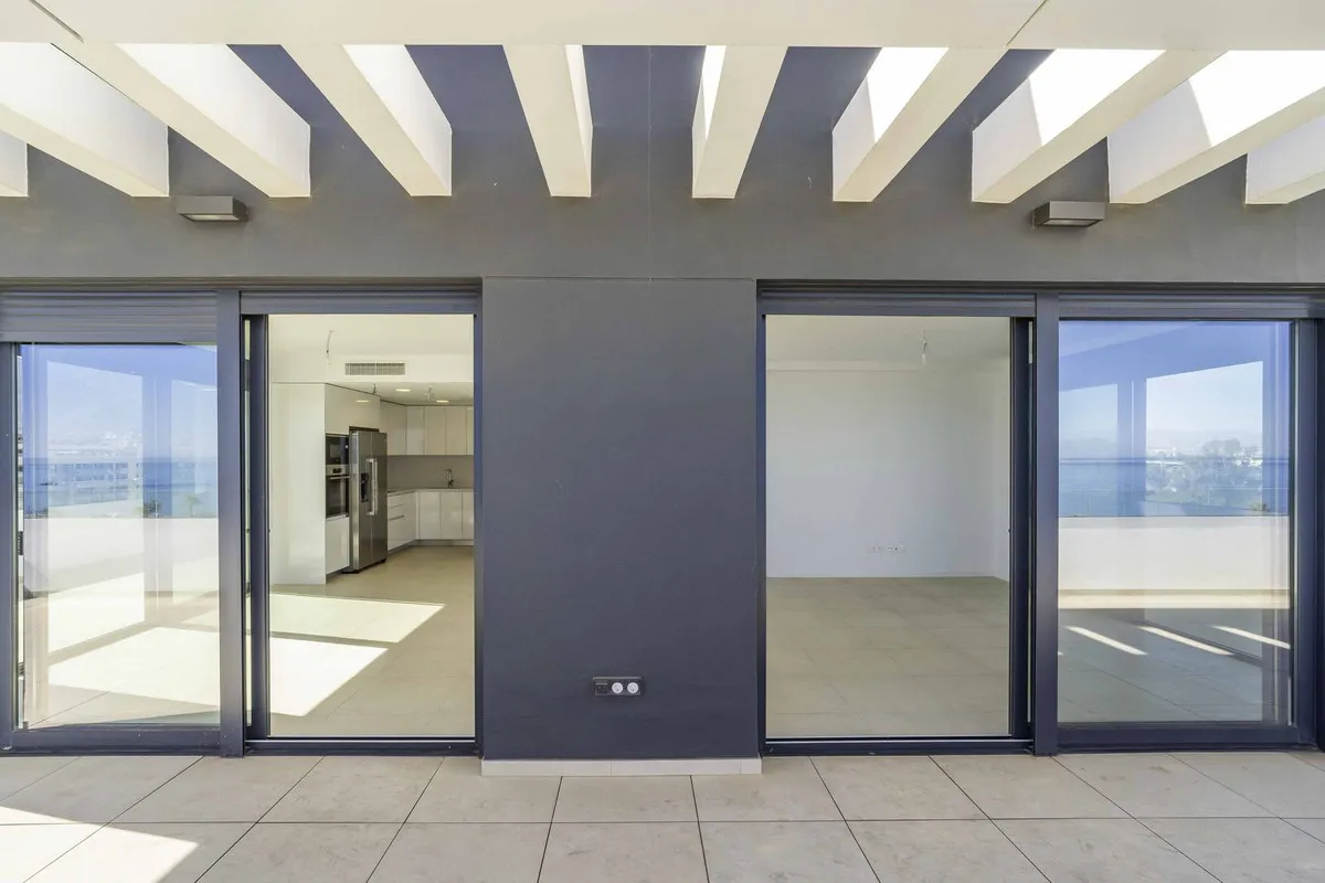 5203907e-c5da-4d0a-9cd6-ceefadbc3f20