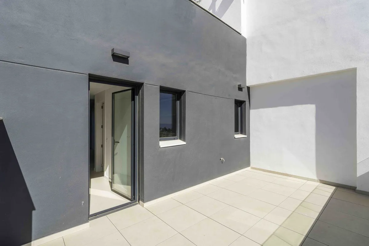 a4d2707a-871f-43b9-b637-913ff9520248