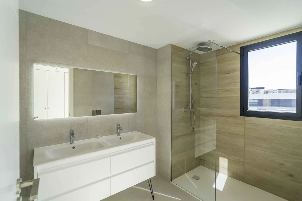 ab84d6b7-b302-42e5-ada3-687d1fab67d1