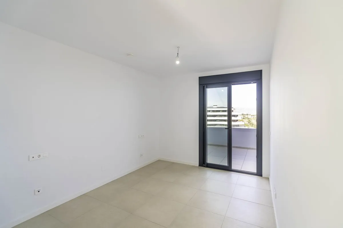 d2873e89-776c-4663-8cf3-b0bc7d308014