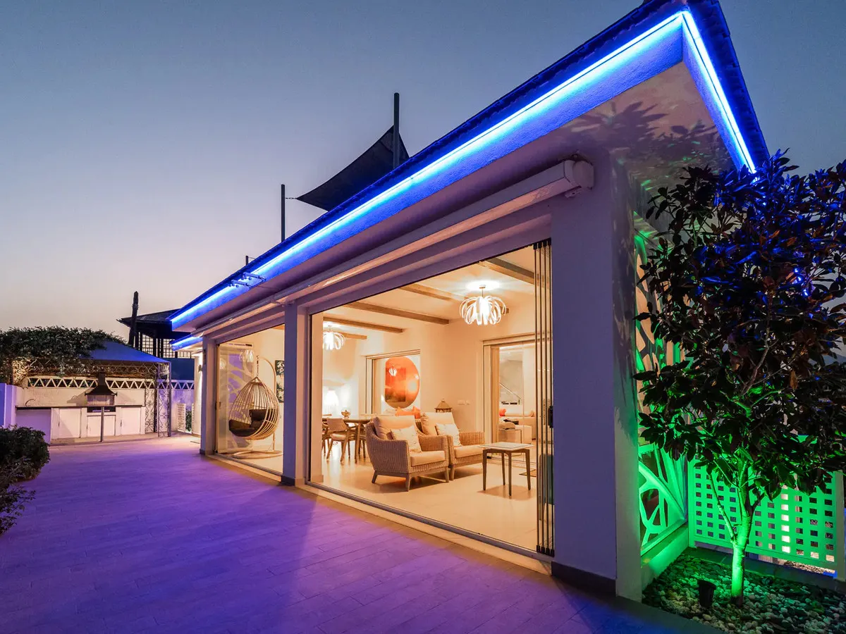 42ffc9ab-a242-4fb3-a986-c25ebbed0a02