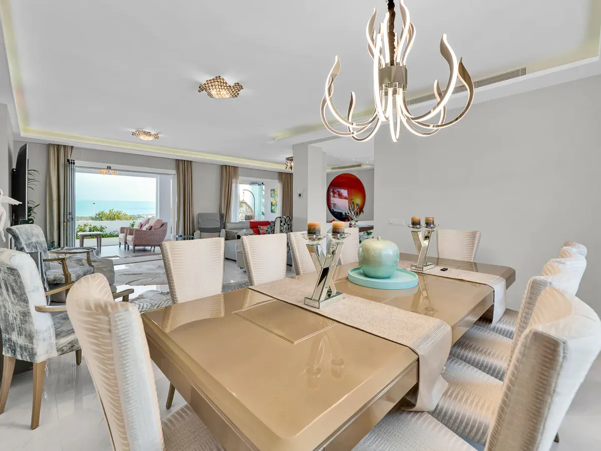 ea01f355-1aed-4e45-b8b1-759307e55f40