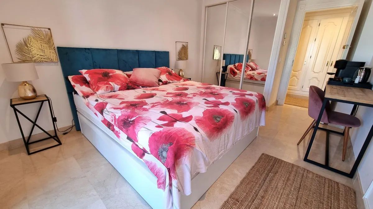 712c32a5-718a-462a-97d6-94b48e0c01f2