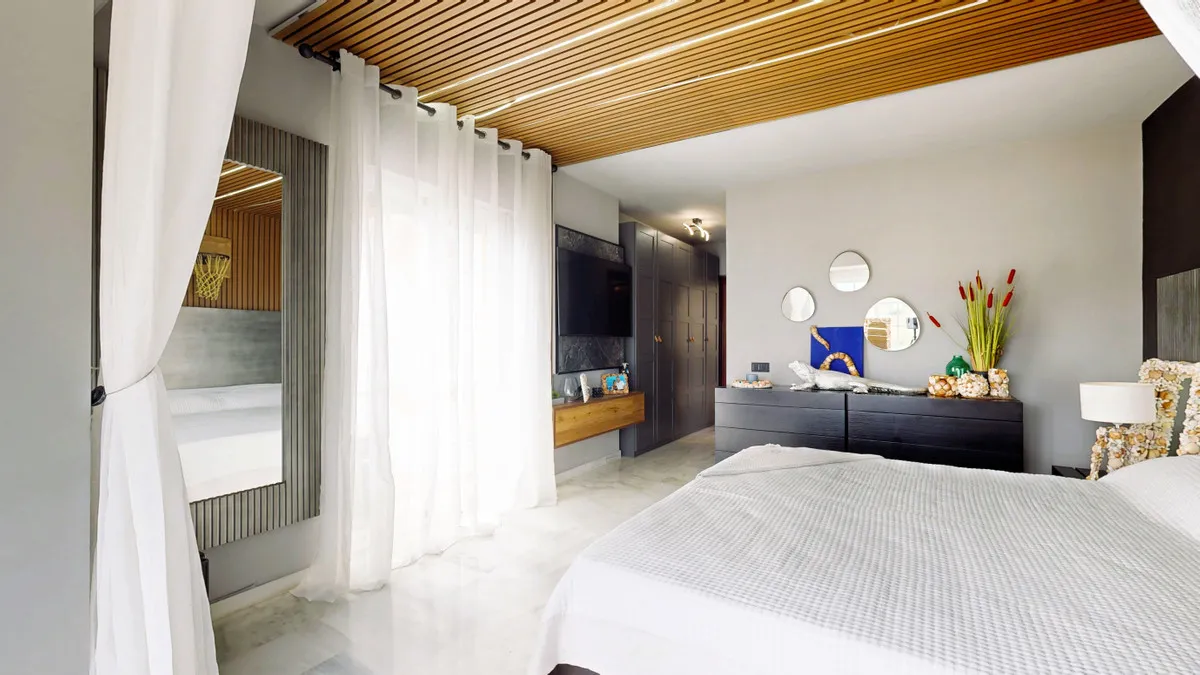 00a62ef8-5e75-4620-8701-7e913240ecf7