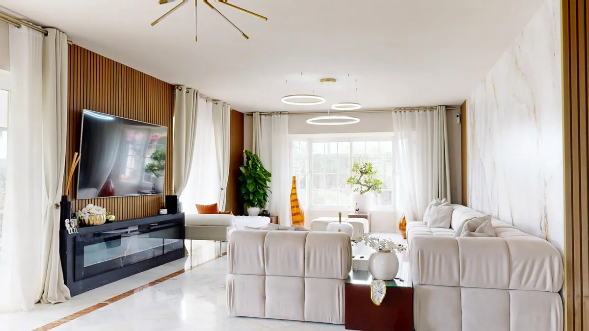 c7e5a7dc-86f2-4ff2-b191-c67a4937e247