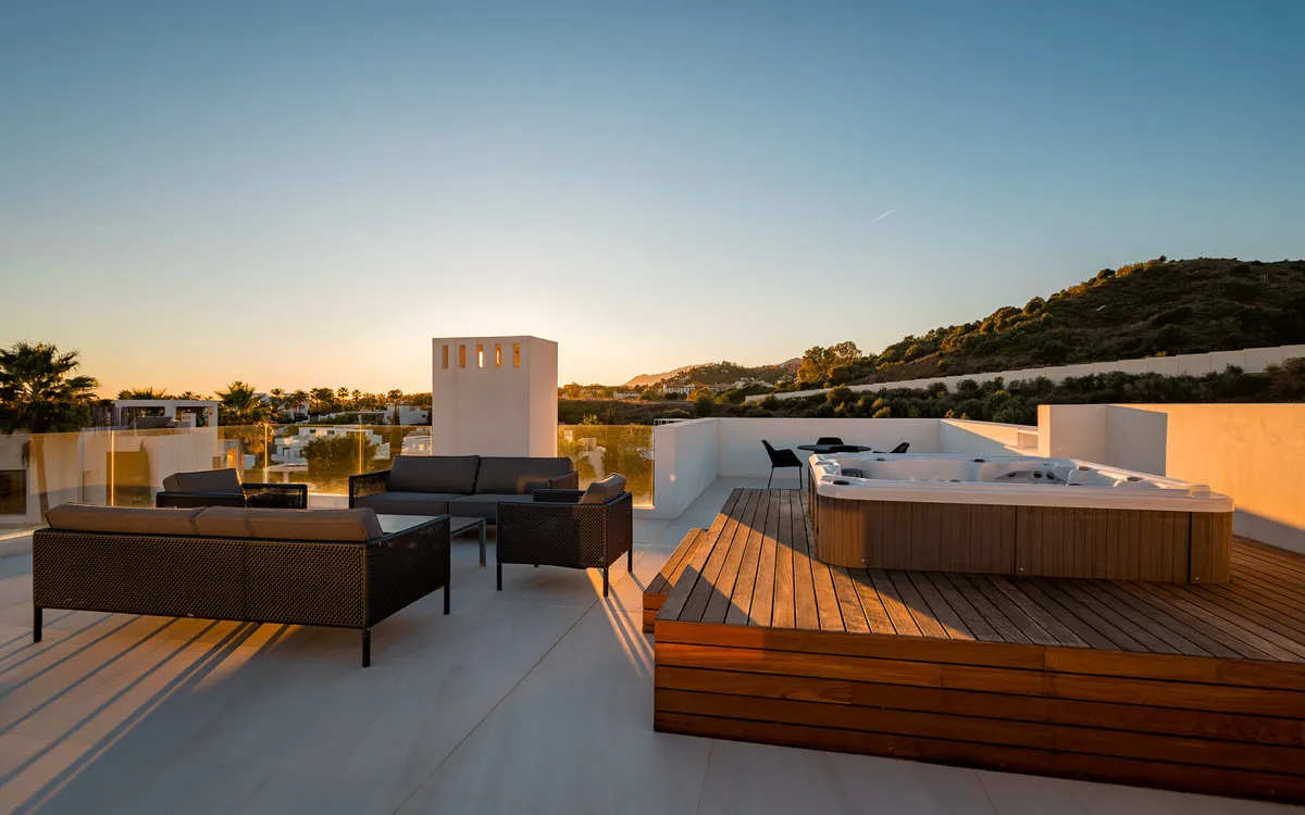 204d3822-96f6-43d1-b805-1bccadd46e78