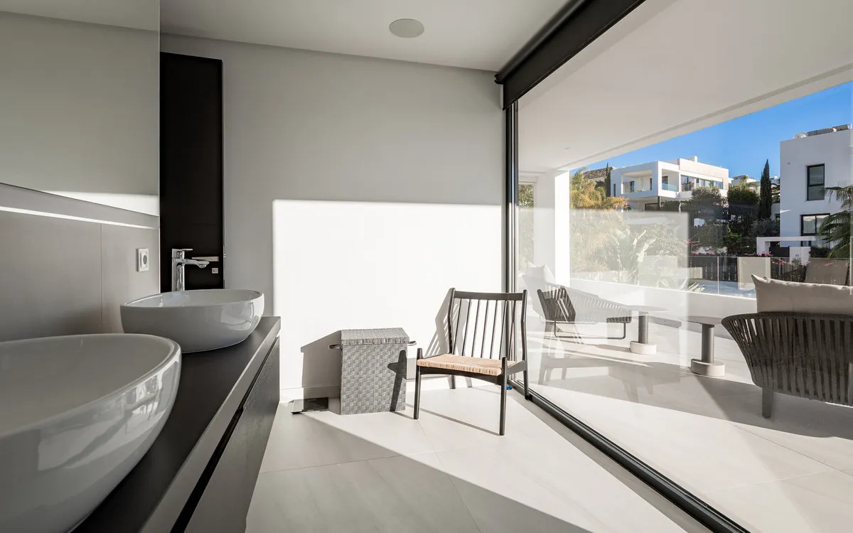 cea6198b-6992-4aa6-becc-7aaf74ed04ac