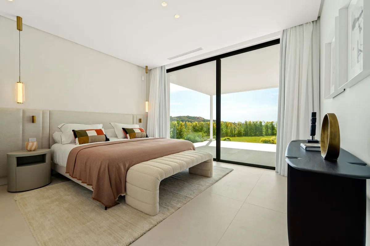 b7fc26de-2ac6-484a-b3d3-5316ecf84650