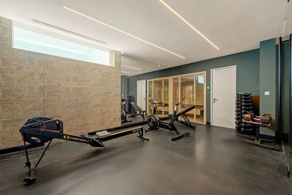 d1b1e468-64d2-47b7-894d-b9419dc0dbc7