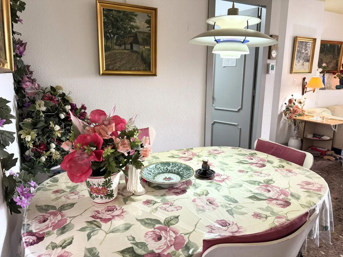 7c383df9-a7d0-4ffd-856b-0e6e917d07b9