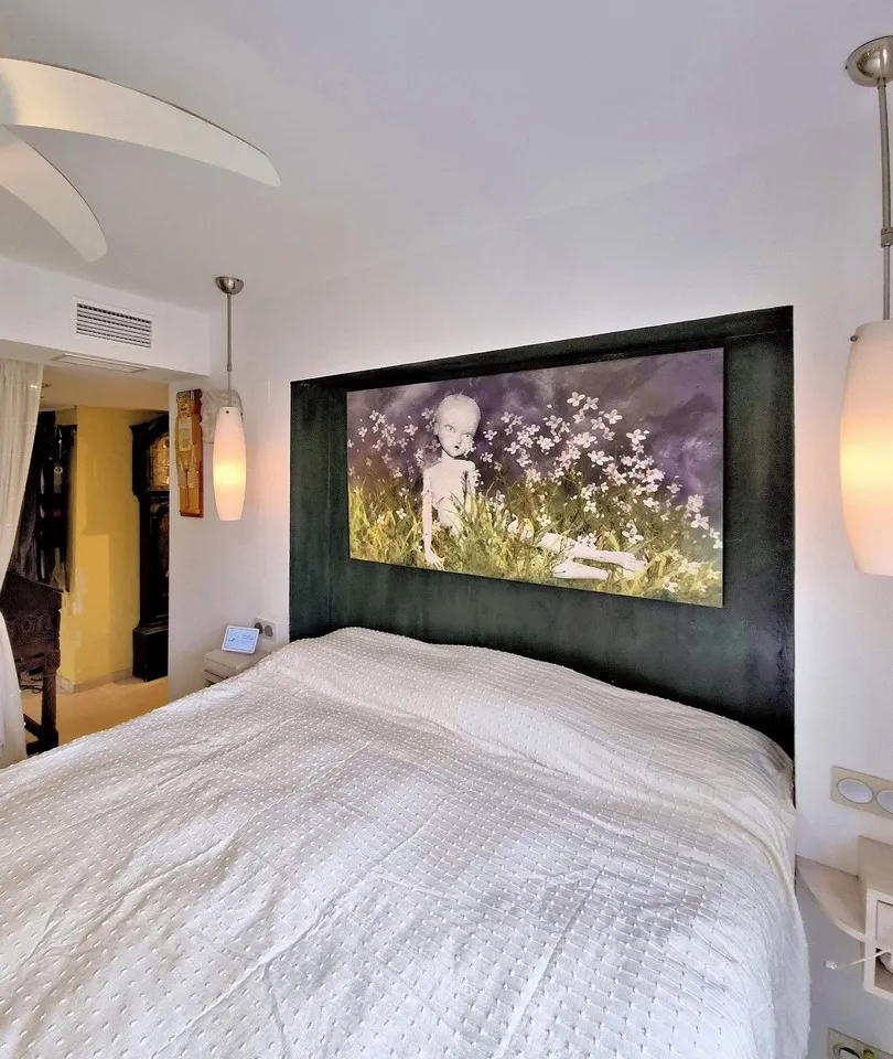 1d318074-838d-495f-bfc0-f274cec18fd8