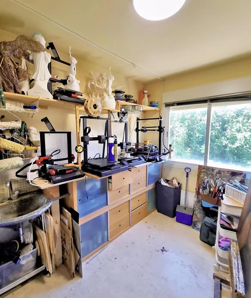 8b0c52d4-8079-41e6-8967-12e88b717e89