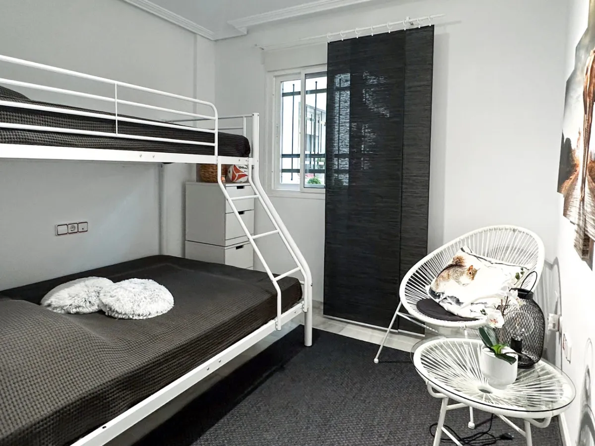 87f6f25d-b9a4-4597-a24c-593808c501e1