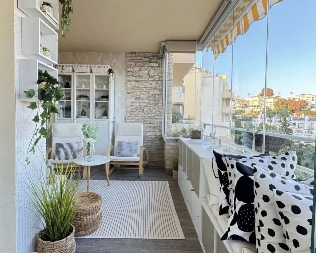 93d7bff6-4827-421c-bc89-ceb4b5c7702b