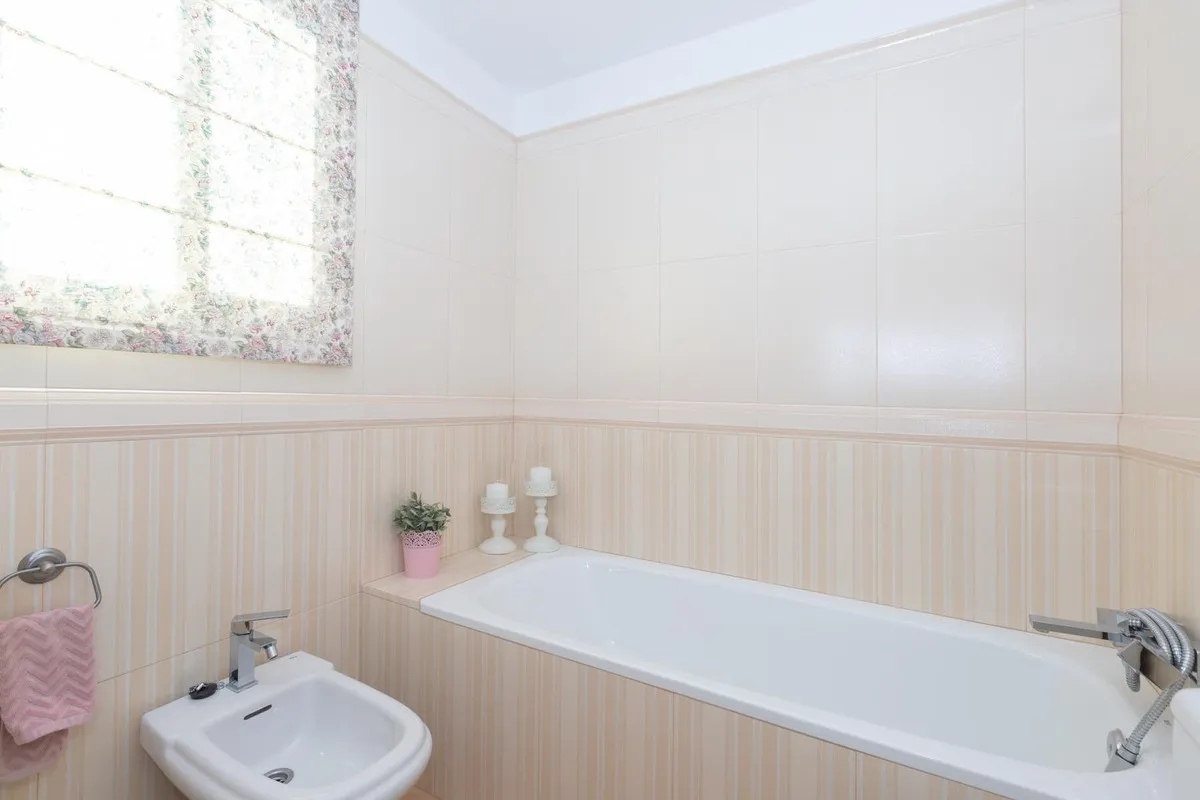 10b3105e-c46d-4297-b792-ecdf31bec114