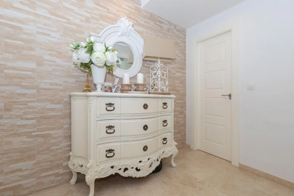 d2fe32f0-ed62-4902-8a4f-b754d1c04d99